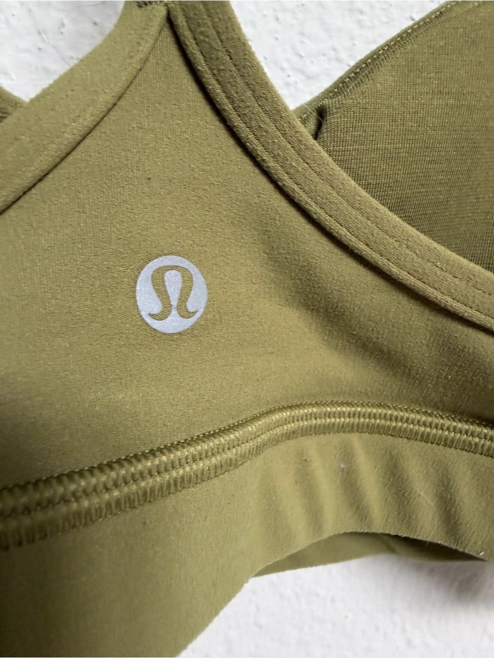 lululemon athletica Olive Strappy Back Sports Bra - Picture 4 of 4